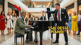 O SEGURANÇA tentou EXPULSAR o MENDIGO do SHOPPING… então ele sentou no PIANO e tudo mudou!
