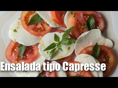 Ensalada Capresse con albahaca