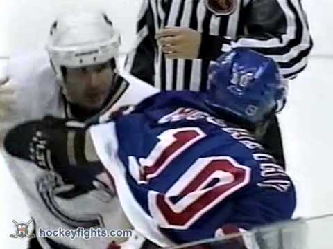 Sandy McCarthy vs Darren Langdon