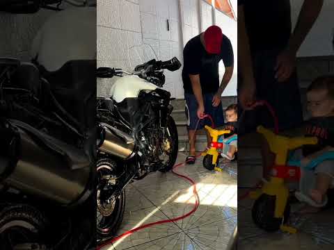 Um dia me vi sorrindo atoa😆💭 #moto