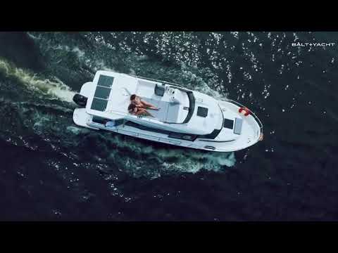 Balt Yacht SunCamper 35 - Enough space for the whole family in a floating home away from home.