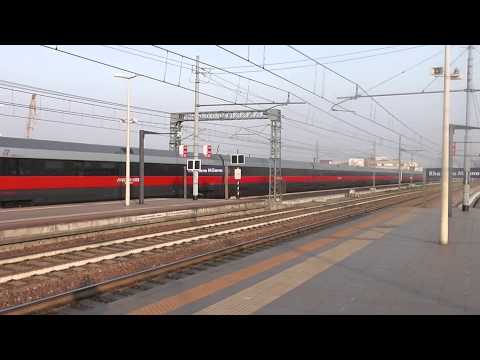 Lo Spettacolo dei Treni 2 - Frecciarossa in transito a Rho-Fiera Milano