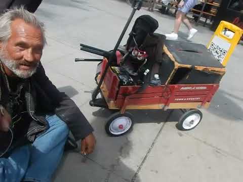 Homeless Venice Beach guitarist homie Guy & boardwalk musicians LA Los Angeles live music Hollywood