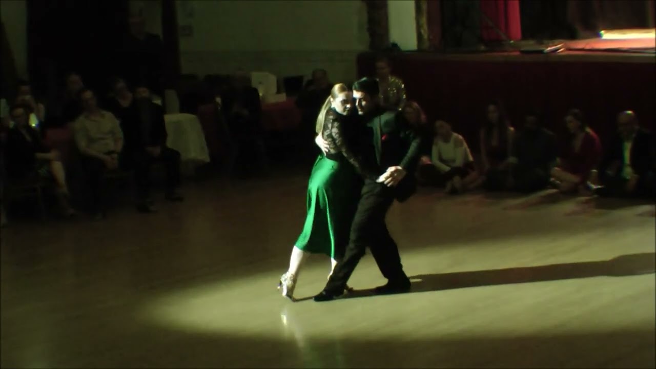 Video thumbnail for Ariadna Naveira y Fernando Sanchez at Vecher Tango February 1, 2025 4 of 4
