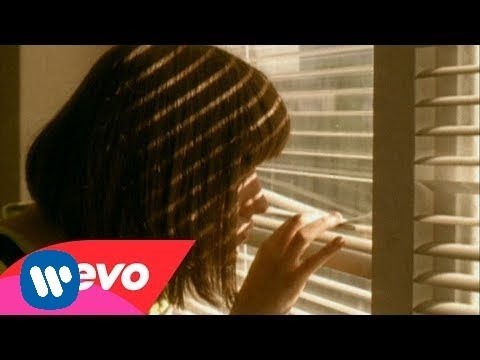 Iza Lach - Nie [Official Music Video]