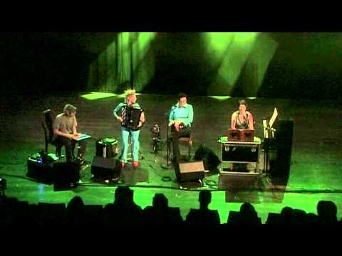 Johanna Juhola Reaktori: Hyvät aikeet - The Good Intentions