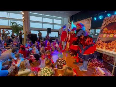 De Sint en Pieten Meezingshow boeken voor een optreden?