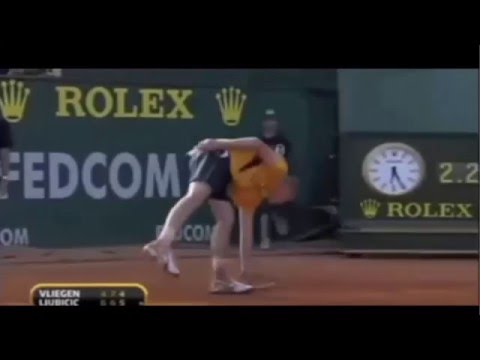 Tennis Special - 20 Epic Racquet Smashes
