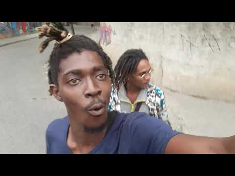 Anfware with 21 mosa  dripp in the street