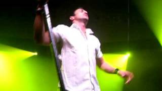 &quot;Everybody needs a Little Help&quot; Shannon Noll, Live