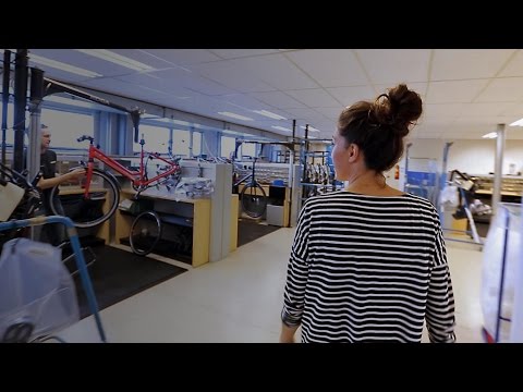 KOGA F3 | Naomi van As | in de fabriek