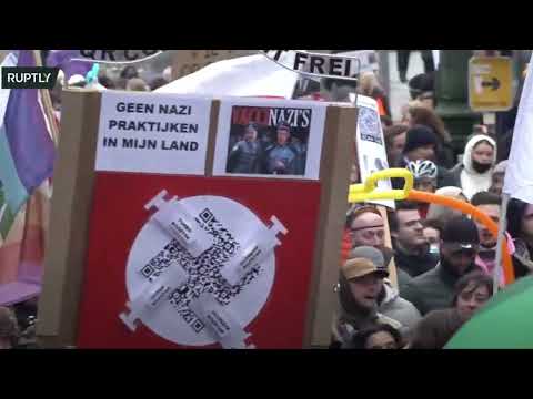 No Green Pass NaziVaccino Manifestazione Contro Nazismo Sanitario in Europa