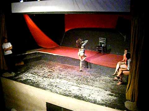 Allanah Hell Festa do Mel