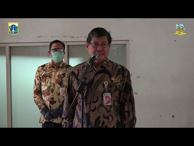 Pemkot Jakarta Selatan membagikan Alat Semprot Desinfektan