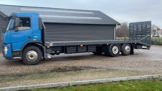 Camion porte-voitures Volvo FM 330 | Image 4 - Autoline