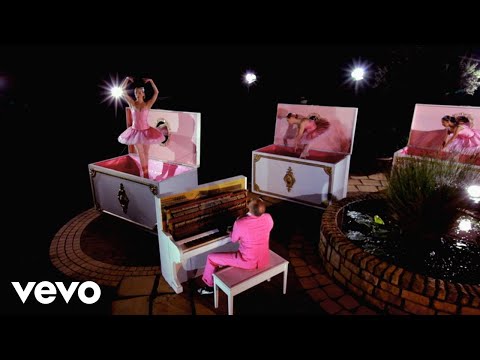 Rocco De Villiers - Music Box Dancer