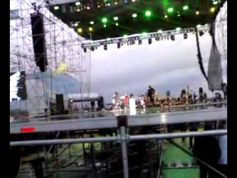 lucie bílá laska (Votvírák 2009)