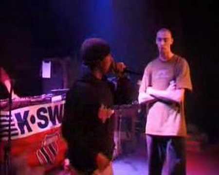 Dragonfly vs Moeshns