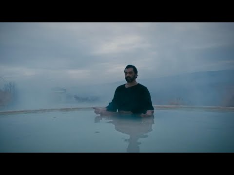 Bayhan - Acılardayım