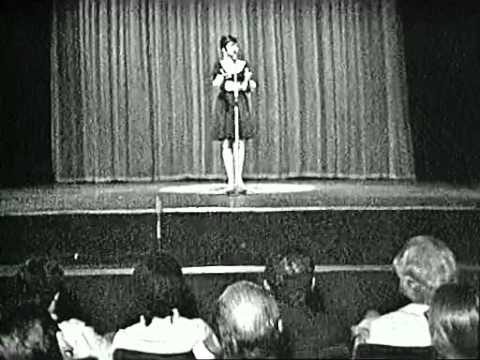 Yaffa Yarkoni - Dona Dona (live in France, 1967) יפה ירקוני