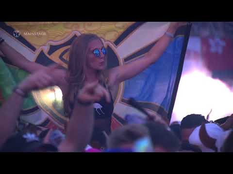 Maurice West on the Mainstage with W&W!