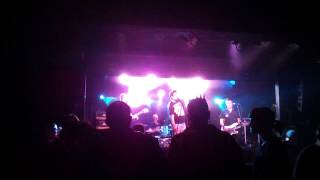 02 Lurkers New guitar in town