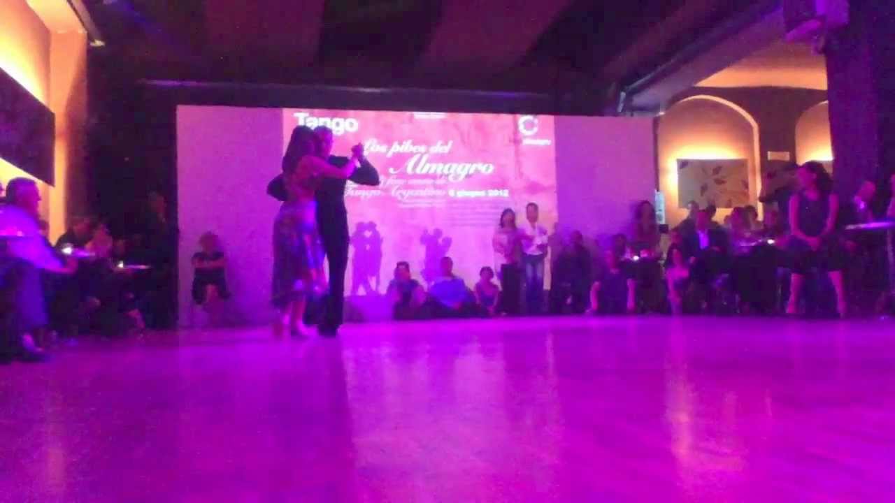 Ricky Barrios y Laura Melo - Me quedé mirándola