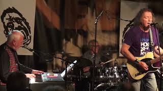 Gary Brooker -  Lead me to the water - New Morning 27 06 2015