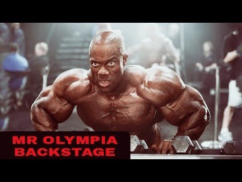 PHIL HEATH pumping iron backstage before MR.OLYMPIA finals