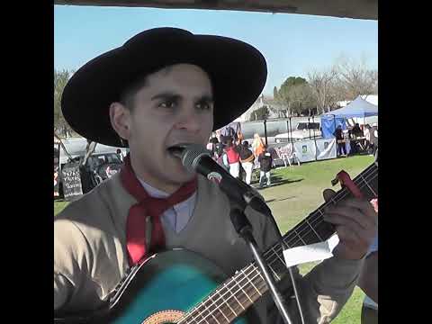 Payadores presentan el basto en Villa Clara Villaguay