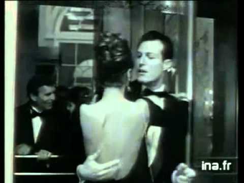 uomoclassico.com - Jesse Harris & Christy Turlington, Camay Commercial directed by Arthur Elgort