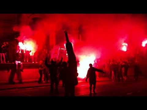 1/2 finale ZH-NE Xamax  25.04.2011 victoire Xamax fêté au centre ville!!!!!