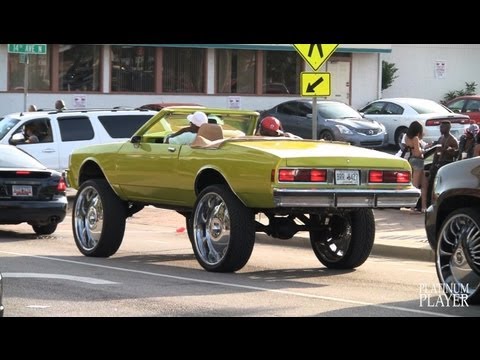 Chevrolet Caprice Convertible on 30-Inch DUB Wheels