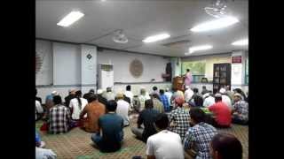 preview picture of video 'Khutbah Jumat Masjid Al-Amin Daegu 1434H (23 Agust 2013)'