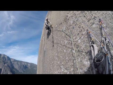 Big Wall Climbing on El Capitan - The Nose (Day 3)