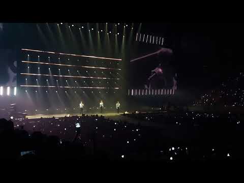 090118 WANNAONE - ONE THE WORLD MANILA - Lean On Me - Forever and A Day Cut