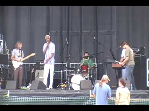 Robert Bradley's Blackwater Surprise - (song title unknown) - @ Hoxeyville Music Festival 2009