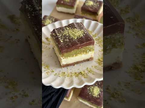 Dubai Chocolate Cheesecake Bars with Crispy Pistachio Kunafa and Ganache