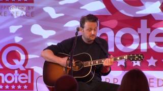 Novastar - &#39;Wrong&#39; (live in het Q-hotel 2014)