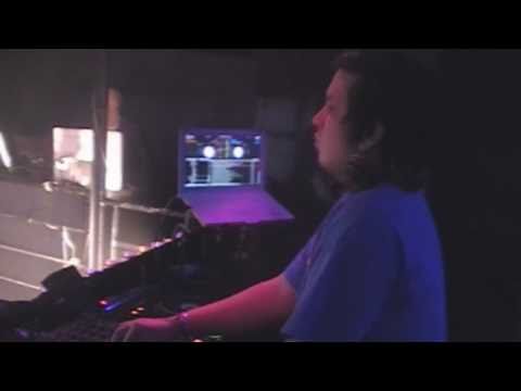 MJ Seven played Dj Chus & Rob Mirage - Back 2 Ny @ REDLIGHT CLUB