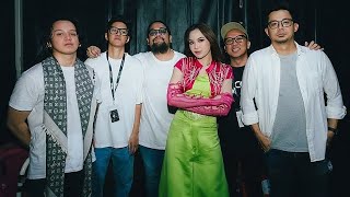 Download lagu Ray Prasetya with Band | Buru-Buru - Mahalini Live Studio Session mp3 Download lagu Ray Prasetya with Band | Buru-Buru - Mahalini Live Studio Session mp3