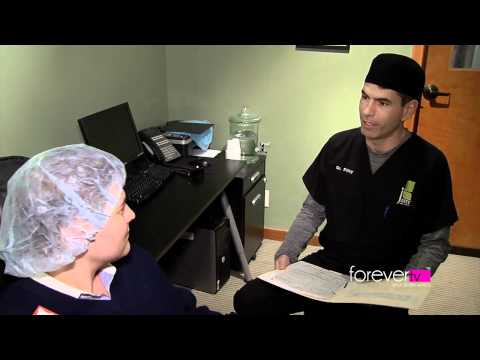 Watch Charles as has LASIK with Joffe