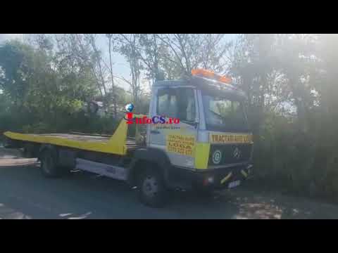 Accident cu rotile in sus pe DN57 Ciuchici   Racasdia