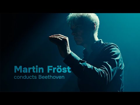 Martin Fröst conducts 1st movement of Beethoven's 7th