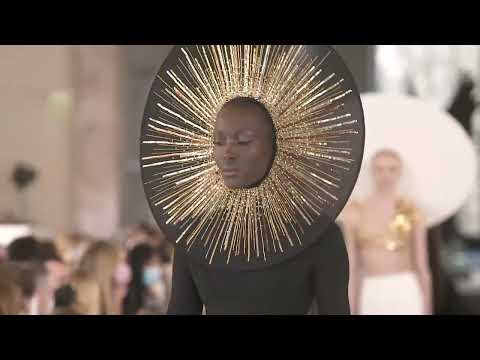 Schiaparelli Haute Couture Spring/Summer 2022