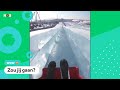 Deze ijskoude glijbaan is 423 meter lang