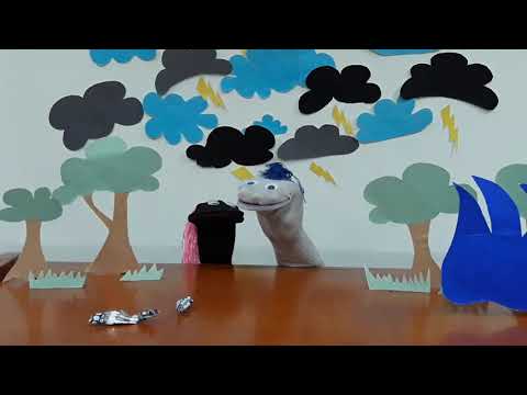 A very good lesson Puppet show
