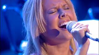 Lucie Silvas - One Less Bell To Answer - Live