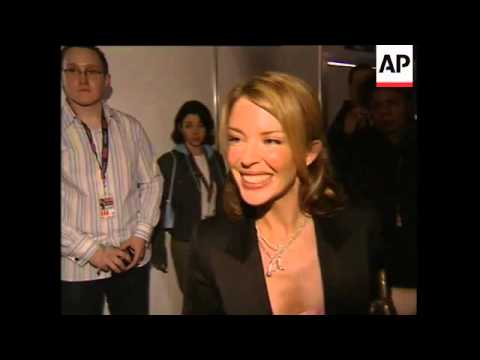 Kylie Minogue asks a journalist to back off