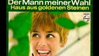 Kadr z teledysku Der Mann meiner Wahl (De man van mijn hart) tekst piosenki Conny Vandenbos